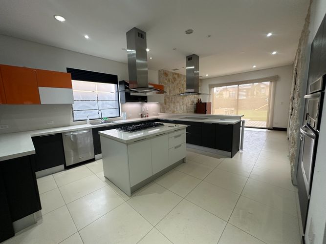 Casa de 4 alcobas en arriendo en Hatogrande, Sopó, 368 m² · foto 9 de 24