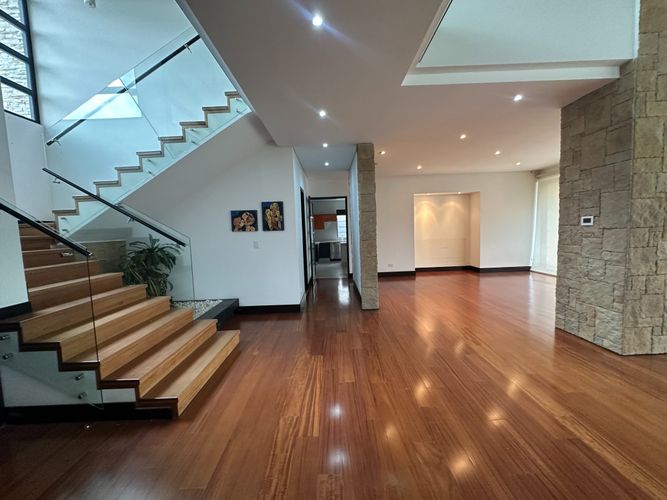 Casa de 4 alcobas en arriendo en Hatogrande, Sopó, 368 m² · foto 4 de 24
