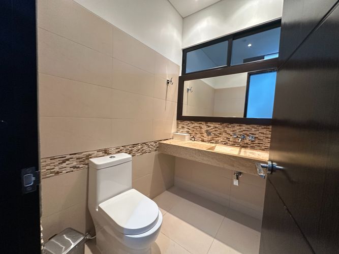 Casa de 4 alcobas en arriendo en Hatogrande, Sopó, 368 m² · foto 17 de 24