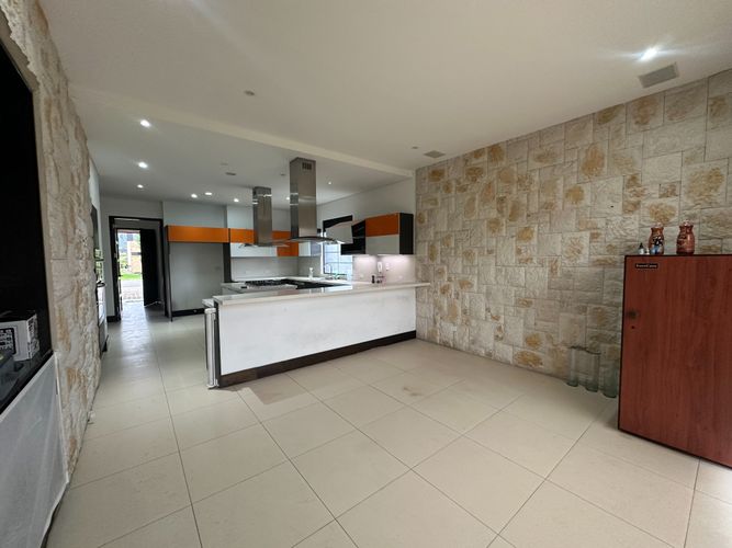 Casa de 4 alcobas en arriendo en Hatogrande, Sopó, 368 m² · foto 12 de 24