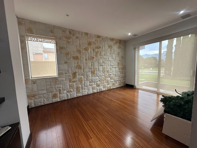 Casa de 4 alcobas en arriendo en Hatogrande, Sopó, 368 m² · foto 14 de 24