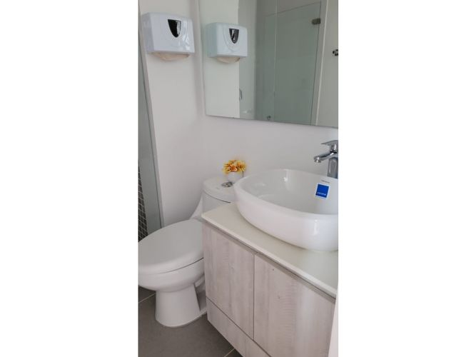 Casa de 3 alcobas en venta en La Esmeralda, Girardot, 113 m² · foto 13 de 24