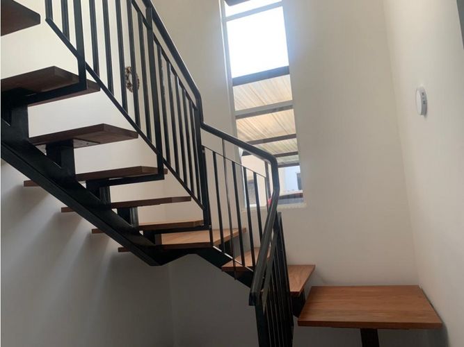 Casa de 3 alcobas en venta en La Esmeralda, Girardot, 113 m² · foto 18 de 24