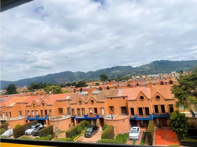 Apartaestudio en venta en Cn Los Arboles, Chía, 59 m² · foto 2 de 19