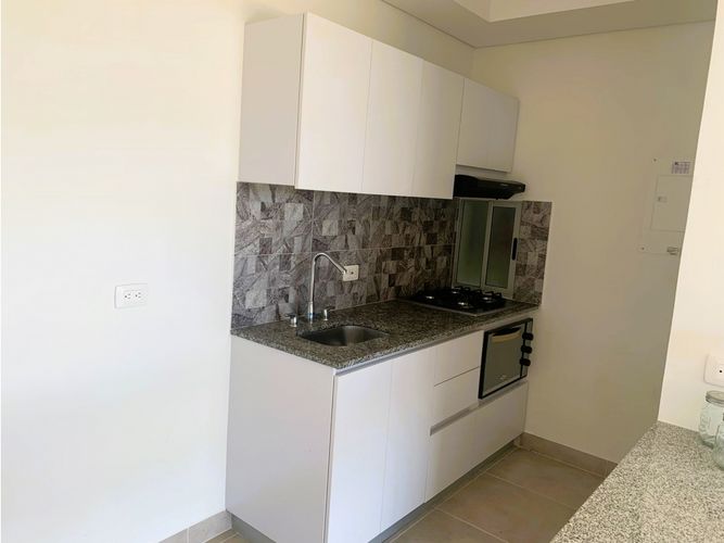 Apartamento de 2 alcobas en arriendo en Ricaurte, 53 m² · foto 6 de 24