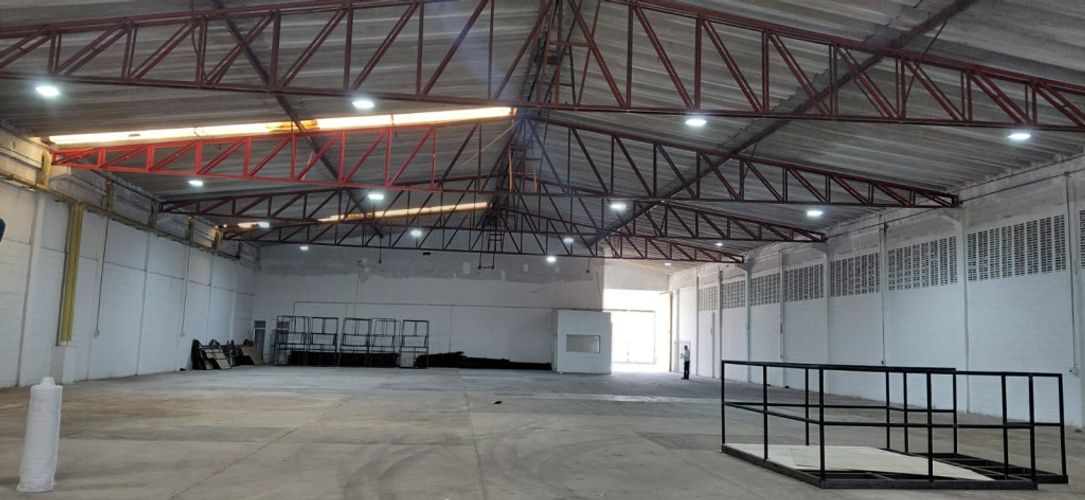 Bodega en arriendo en Villa Carolina, Barranquilla, 1670 m² · foto 2 de 7