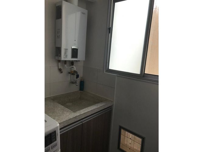 Apartamento de 3 alcobas en venta en Las Palmas, Ricaurte, 92 m² · foto 4 de 16