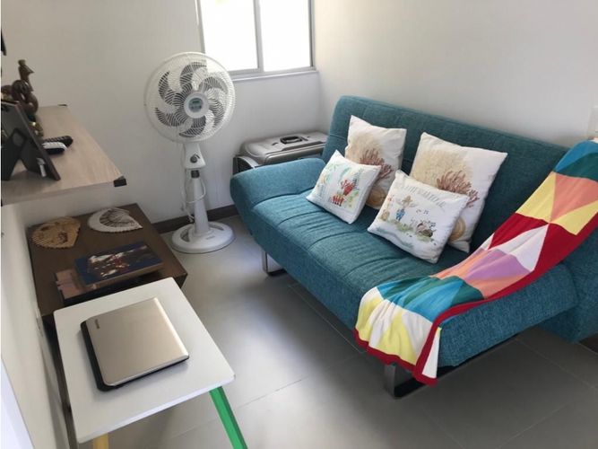 Apartamento de 3 alcobas en venta en Las Palmas, Ricaurte, 92 m² · foto 6 de 16