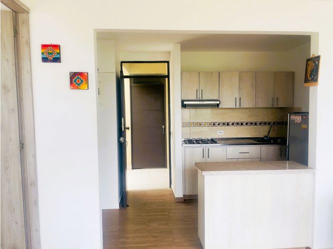 Apartamento de 2 alcobas en arriendo en Las Palmas, Ricaurte, 50 m² · foto 6 de 24