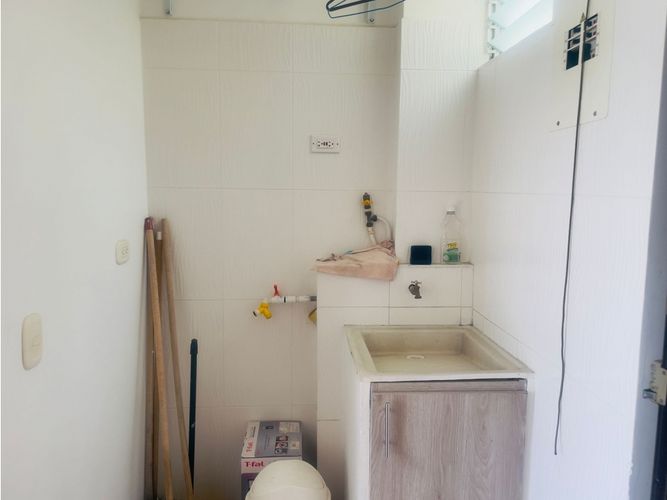 Apartamento de 2 alcobas en arriendo en Las Palmas, Ricaurte, 50 m² · foto 9 de 24