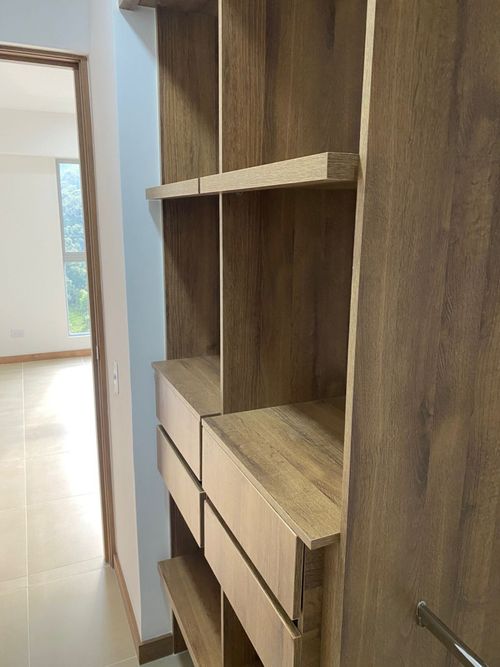 Apartamento de 2 alcobas en venta en Tres Esquinas, Sabaneta, 84 m² · foto 9 de 18