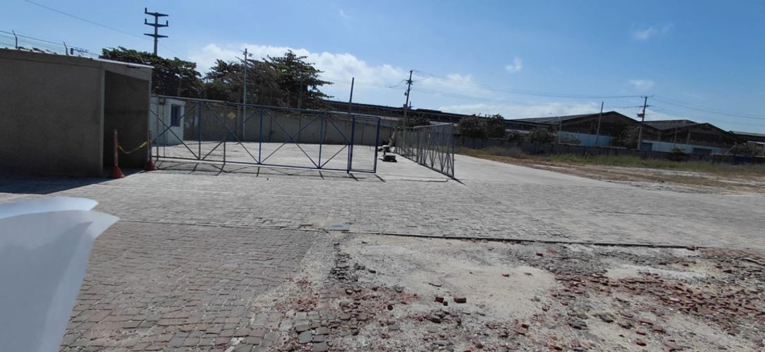 Bodega en arriendo en Villa Carolina, Barranquilla, 2251 m² · foto 10 de 21