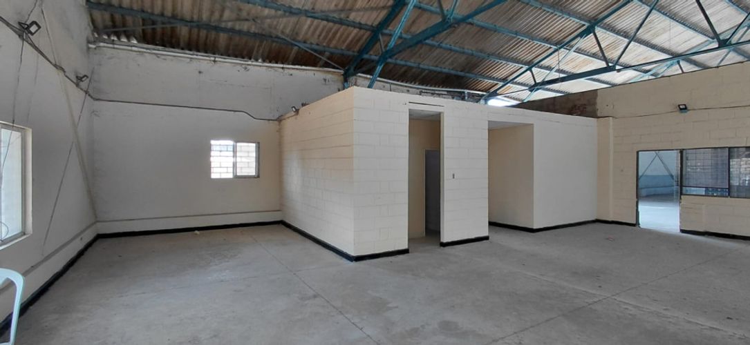 Bodega en arriendo en Villa Carolina, Barranquilla, 2251 m² · foto 18 de 21