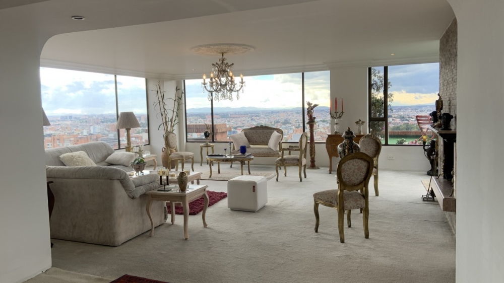 Apartamento en venta en Chico, Bogotá · foto 2 de 20