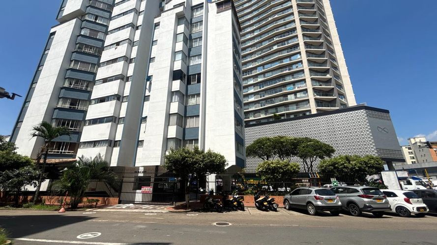 Apartamento de 4 alcobas en venta en Nuevo Sotomayor, Bucaramanga, 150 m² · foto 2 de 20