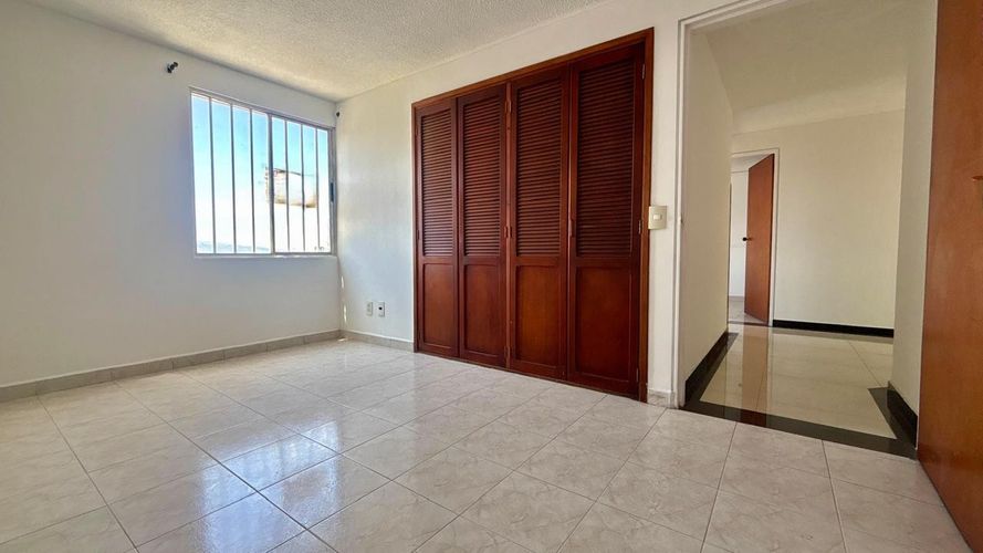Apartamento de 4 alcobas en venta en Nuevo Sotomayor, Bucaramanga, 150 m² · foto 9 de 20