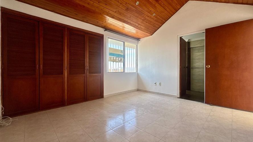 Apartamento de 4 alcobas en venta en Nuevo Sotomayor, Bucaramanga, 150 m² · foto 17 de 20