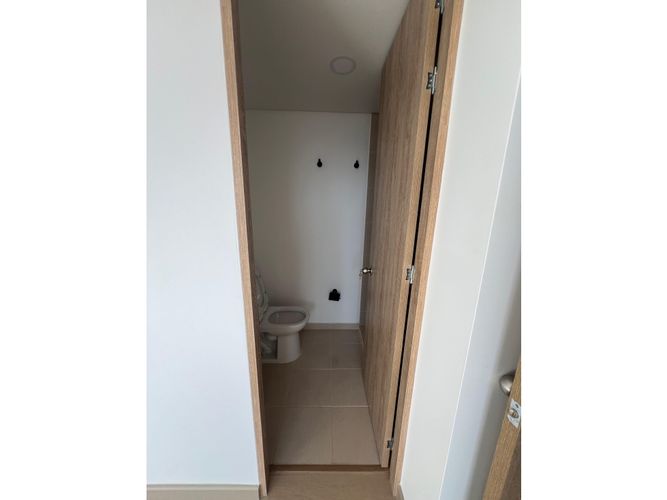Apartamento de 2 alcobas en venta en Rionegro, 65 m² · foto 11 de 18