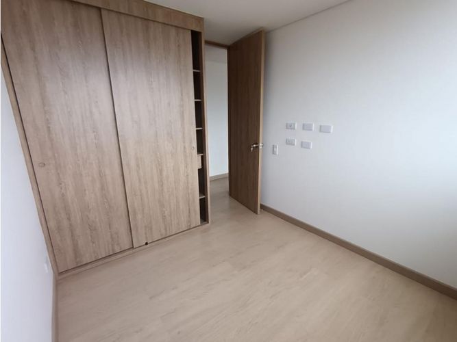Apartamento de 2 alcobas en venta en Rionegro, 65 m² · foto 12 de 18
