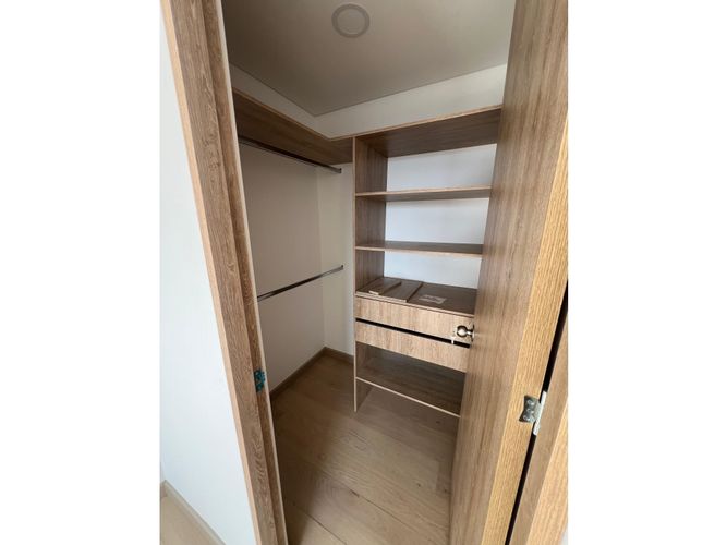 Apartamento de 2 alcobas en venta en Rionegro, 65 m² · foto 16 de 18