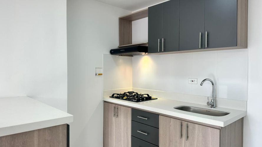 Apartamento de 3 alcobas en venta en Niquia, Bello, 78 m² · foto 5 de 15