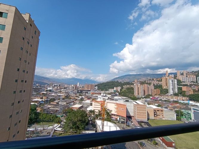 Oficina en arriendo en Villa Carlota, Medellín, 40 m² · foto 9 de 9