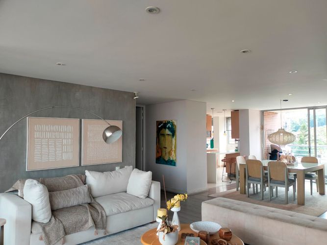 Apartamento de 3 alcobas en arriendo en El Poblado, Medellín, 200 m² · foto 5 de 18