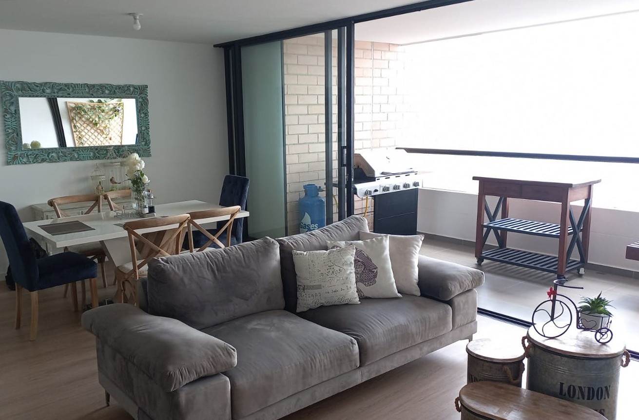 Apartamento en arriendo en La Pradera, Envigado · foto 2 de 8