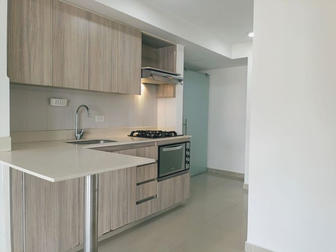 Apartamento de 3 alcobas en arriendo en Belén, Medellín, 89 m² · foto 5 de 18