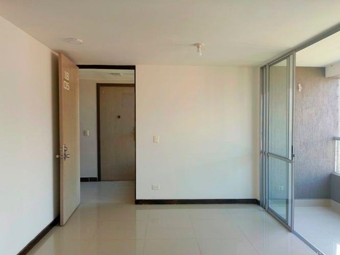Apartamento de 3 alcobas en arriendo en Belén, Medellín, 89 m² · foto 3 de 18