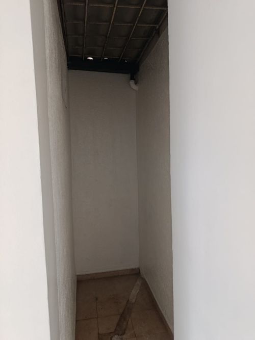 Local en arriendo en Limoncito, Floridablanca, 20 m² · foto 4 de 5