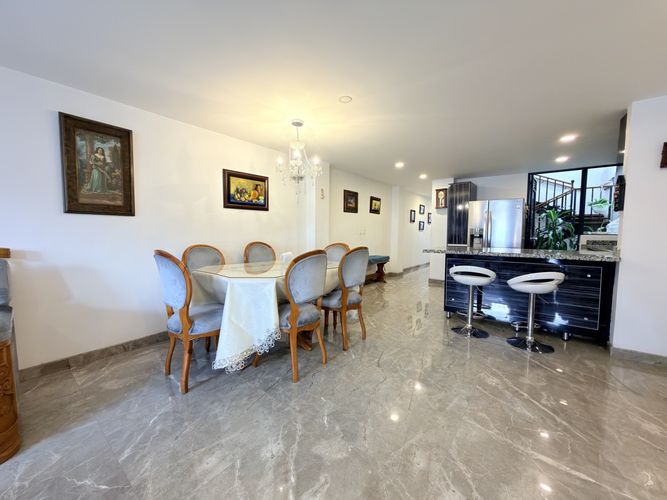 Casa de 3 alcobas en venta en Santa Lucia, Chía, 207 m² · foto 5 de 23
