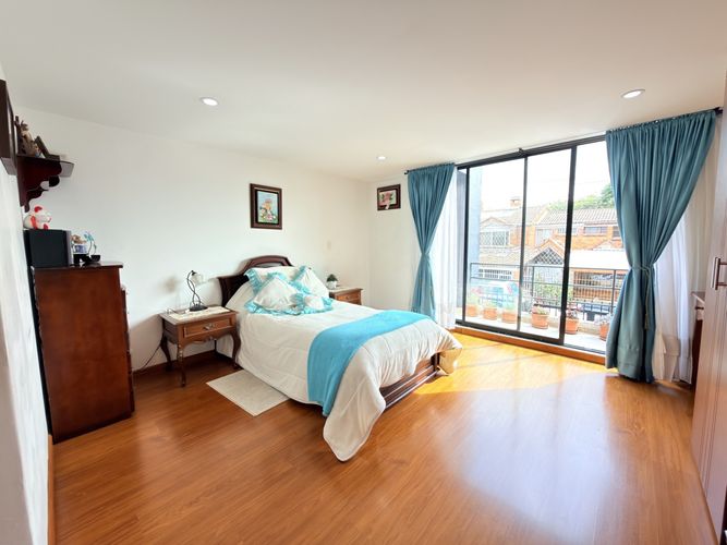 Casa de 3 alcobas en venta en Santa Lucia, Chía, 207 m² · foto 9 de 23