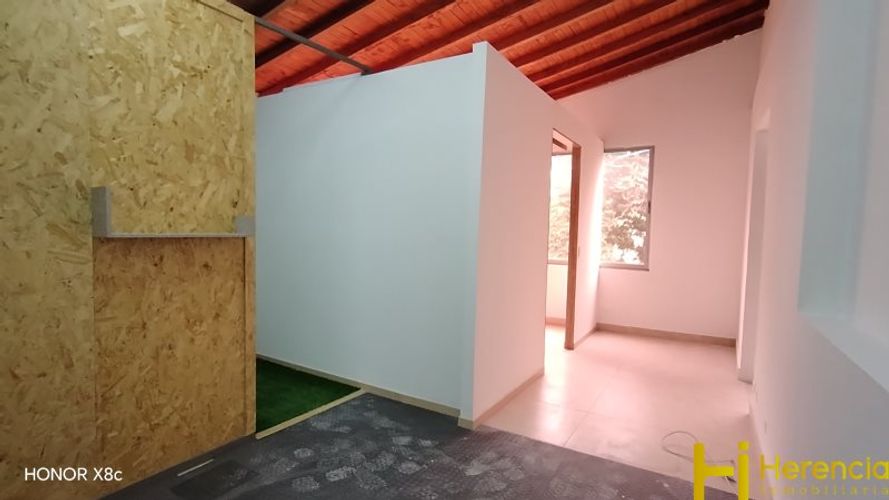 Oficina en arriendo en Suramericana, Medellín, 54 m² · foto 5 de 10