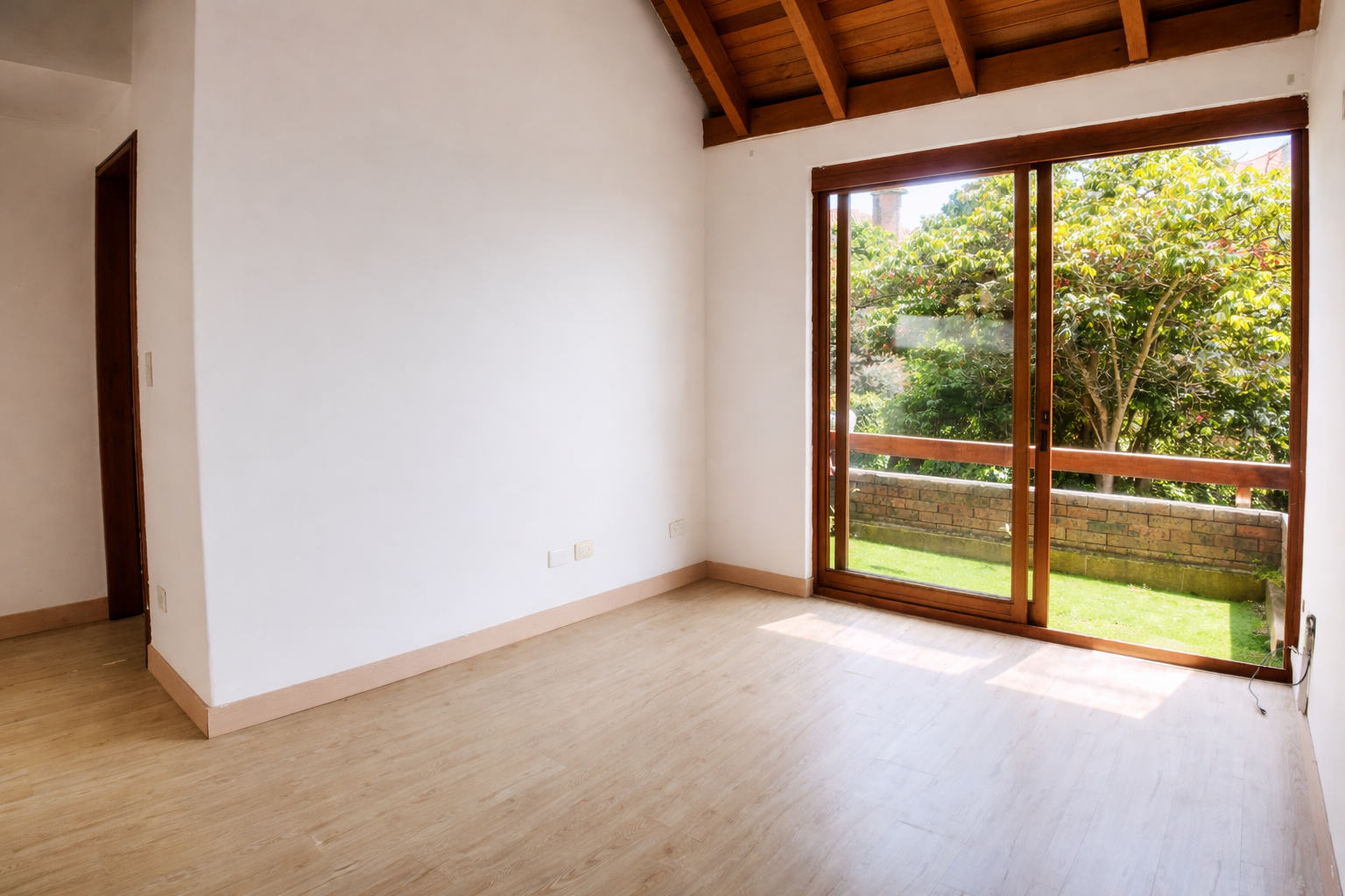 Casa en venta en Cerros De Suba, Bogotá · foto 3 de 20