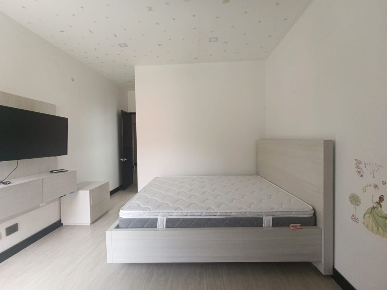 Casa en arriendo en El Poblado, Medellín · foto 5 de 20