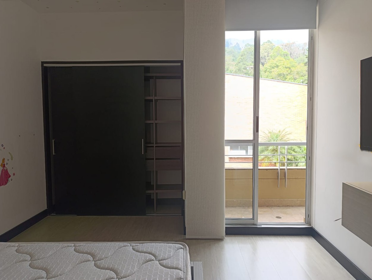 Casa en arriendo en El Poblado, Medellín · foto 12 de 20