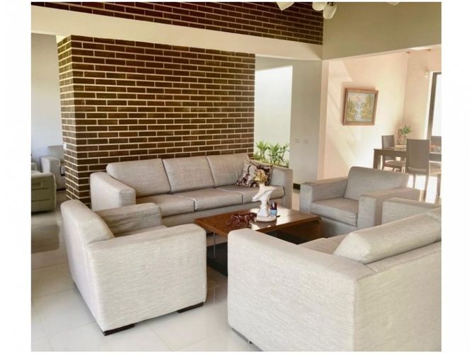 Finca en venta en La Clara, Guarne, 309 m² · foto 2 de 20