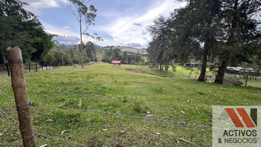 Lote en venta en Pantanillo, El Retiro, 7540 m² · foto 2 de 10