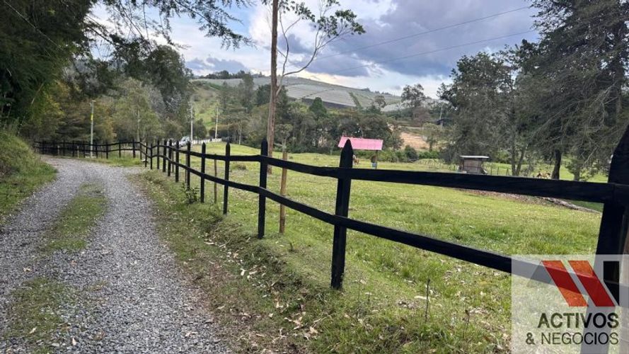 Lote en venta en Pantanillo, El Retiro, 7540 m² · foto 3 de 10