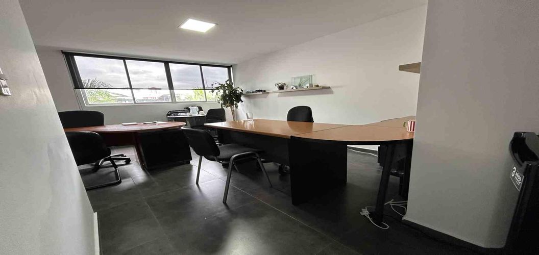 Edificio en venta en Olaya Herrera, Pereira, 2600 m² · foto 6 de 24