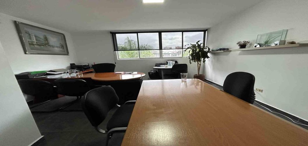 Edificio en venta en Olaya Herrera, Pereira, 2600 m² · foto 7 de 24