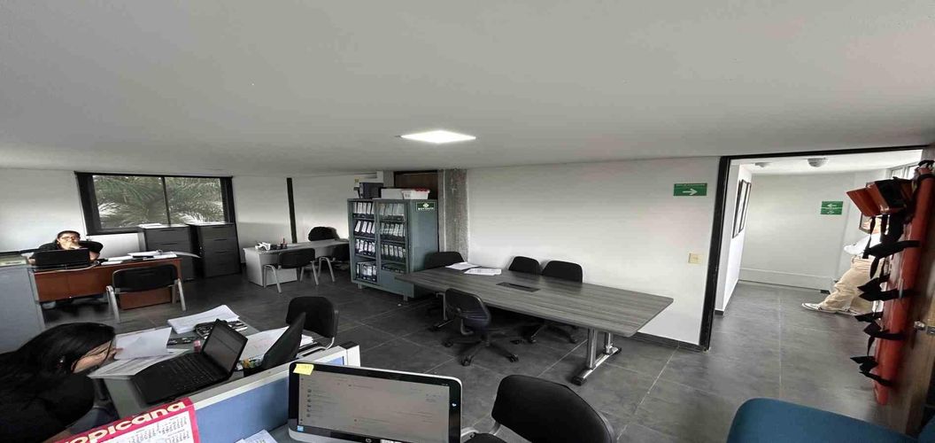Edificio en venta en Olaya Herrera, Pereira, 2600 m² · foto 9 de 24