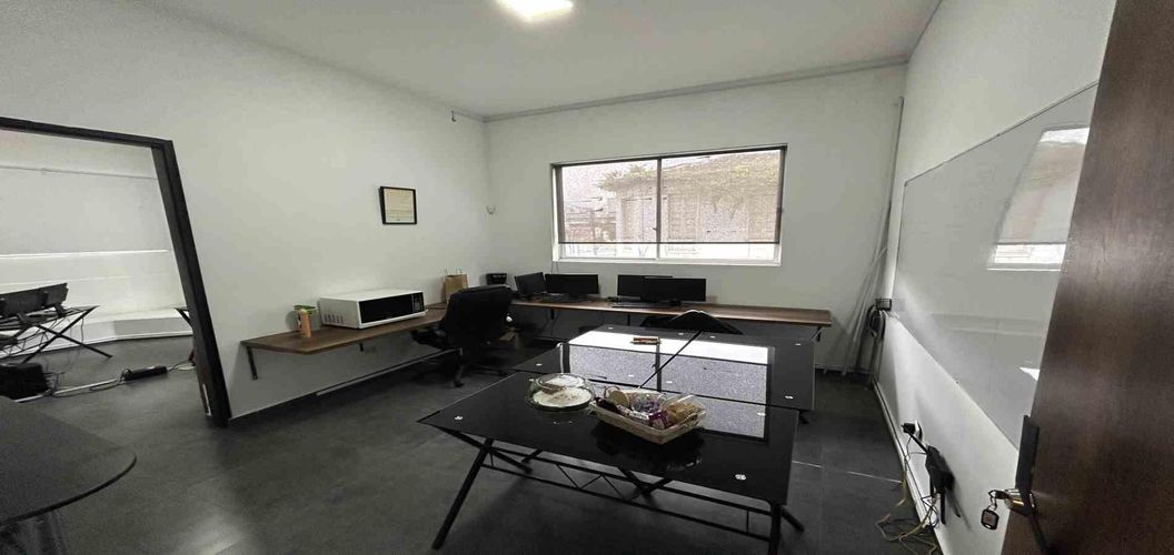Edificio en venta en Olaya Herrera, Pereira, 2600 m² · foto 12 de 24