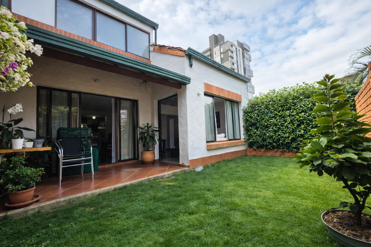 Casa de 3 alcobas en venta en Cañaveral, Floridablanca, 220 m² · foto 4 de 14
