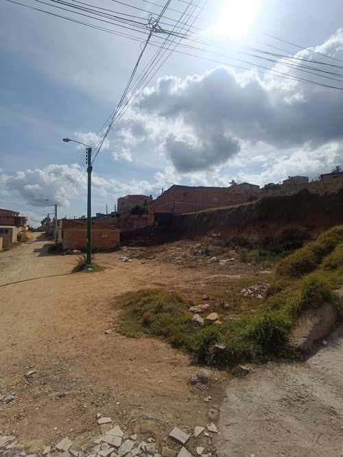 Lote en venta en Tunja, Tunja, 389 m² · foto 2 de 6