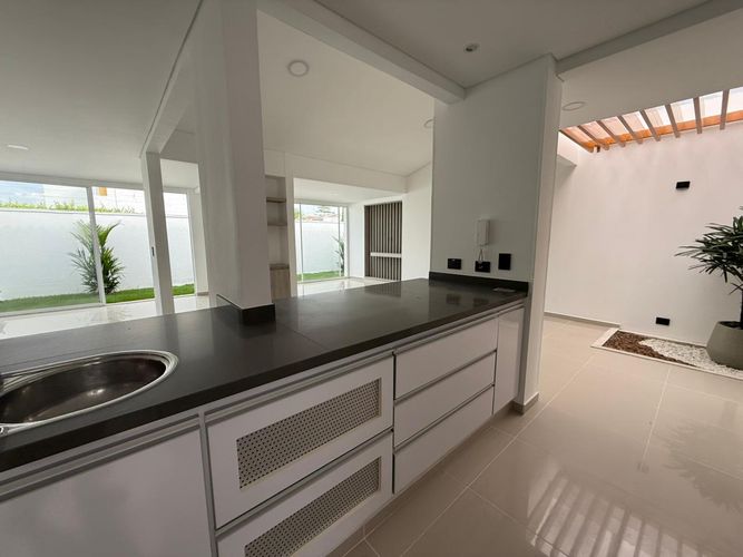 Casa de 3 alcobas en venta en El Castillo, Jamundí, 300 m² · foto 10 de 16