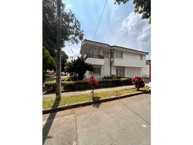 Casa de 3 alcobas en venta en Las Mercedes, Palmira, 250 m² · foto 2 de 24