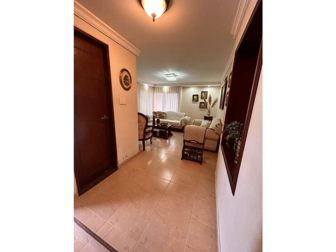 Casa de 3 alcobas en venta en Las Mercedes, Palmira, 250 m² · foto 5 de 24