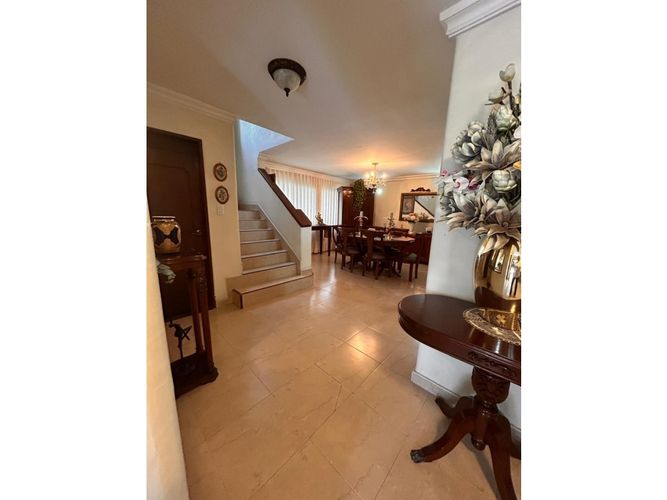 Casa de 3 alcobas en venta en Las Mercedes, Palmira, 250 m² · foto 7 de 24